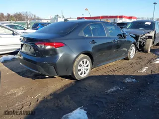 2021 Toyota Corolla LE with VIN 5YFEPMAE0MP182796, listed as a IAAI auction lot 41293761 with 99,193 mi miles. Bid and sale history available at carsss.com. Image 4.