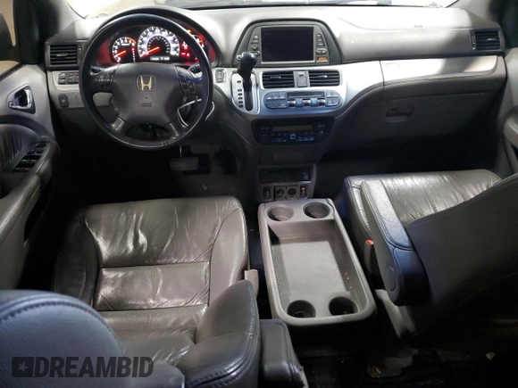 2008 Honda Odyssey EX-L z VIN 5FNRL38768B025497, wystawiony jako Copart lot #57636525 z przebiegiem 179 568 mil mil oraz Nie do naprawy • Non repairable. Historia ofert i sprzedaży dostępna na DreamBid. Obrazek 8.