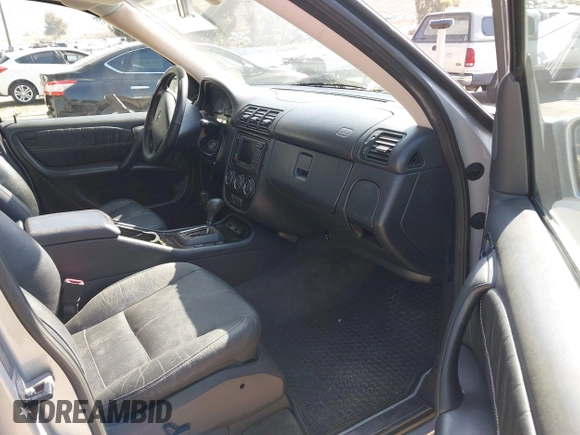 2003 Mercedes-Benz M 350 with VIN 4JGAB57EX3A438290, listed as a IAAI auction lot 42670213 with 246,915 mi miles and . Bid and sale history available at DreamBid. Image 5.