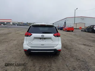 2017 Nissan Rogue SV with VIN KNMAT2MTXHP513920, listed as a IAAI auction lot 40800668 with 105,460 mi miles. Bid and sale history available at carsss.com. Image 17.