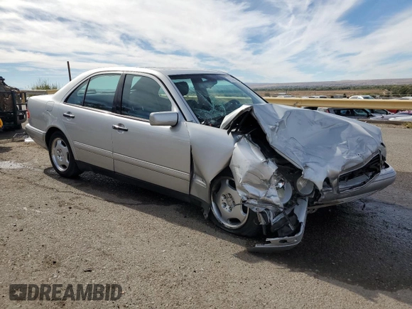 1997 Mercedes-Benz E-Class with VIN WDBJF72F7VA316668, listed as a Copart auction lot 75765424 with 54,106 mi miles and Salvage Title. Bid and sale history available at carsss.com. Image 4.