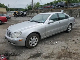 2000 Mercedes-Benz S 320/430/500 with VIN WDBNG75J8YA090028, listed as a Copart auction lot 58737225 with 160,681 mi miles and Salvage title. Bid and sale history available at DreamBid. Image 1.