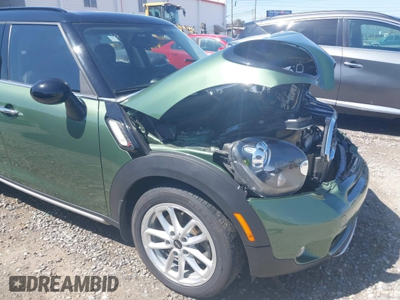 2016 MINI Countryman S z VIN WMWZC5C50GWU03242, wystawiony jako IAAI lot #41912462 z przebiegiem 68 477 mil mil oraz . Historia ofert i sprzedaży dostępna na DreamBid. Obrazek 19.