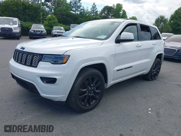 2020 Jeep Grand Cherokee Laredo E z VIN 1C4RJFAG8LC421003, wystawiony jako IAAI lot #42261449 z przebiegiem 36 224 mil mil oraz . Historia ofert i sprzedaży dostępna na DreamBid. Obrazek 2.