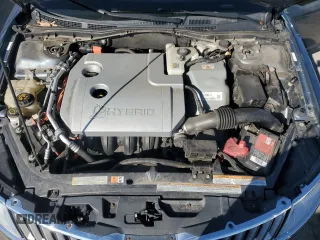 2011 Lincoln MKZ Hybrid z VIN 3LNDL2L3XBR775589, wystawiony jako Copart lot #50796705 z przebiegiem 84 973 mil mil oraz Szkoda całkowita • Salvage title. Historia ofert i sprzedaży dostępna na DreamBid. Obrazek 11.