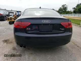 2013 Audi A5 Premium Plus z VIN WAULFAFR2DA002319, wystawiony jako Copart lot #60493295 z przebiegiem 72 453 mil mil oraz Czysty tytuł • Clean title. Historia ofert i sprzedaży dostępna na DreamBid. Obrazek 6.