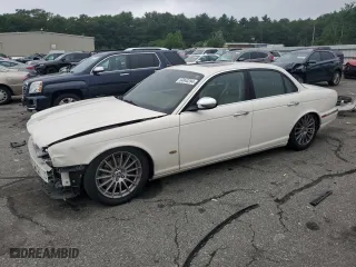 2007 Jaguar XJ with VIN SAJWA71B67SH12726, listed as a Copart auction lot 64840394 with 71,363 mi miles and Salvage Title. Bid and sale history available at carsss.com. Image 1.