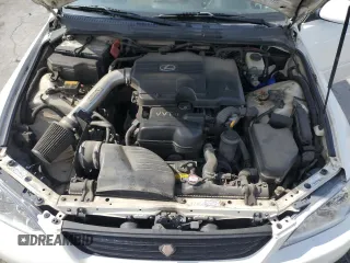 2001 Lexus IS 300/350 z VIN JTHBD182X10020782, wystawiony jako Copart lot #55508775 z przebiegiem 207 762 mil mil oraz Szkody całkowita. Historia ofert i sprzedaży dostępna na DreamBid. Obrazek 11.