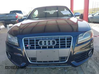 2012 Audi S5 Premium Plus z VIN WAUCGAFH9CN007433, wystawiony jako IAAI lot #41250787 z przebiegiem 107 140 mil mil oraz . Historia ofert i sprzedaży dostępna na DreamBid. Obrazek 12.