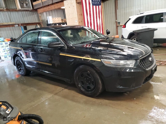 2015 Ford Sedan Police Interceptor with VIN 1FAHP2MK4FG140998, listed as a Copart auction lot 74573224 with 135,899 mi miles and Salvage Title. Bid and sale history available at carsss.com. Image 4.