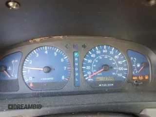 2001 Toyota Sienna LE z VIN 4T3ZF13C01U340313, wystawiony jako Copart lot #57176485 z przebiegiem 137 449 mil mil oraz Szkoda całkowita • Salvage title. Historia ofert i sprzedaży dostępna na DreamBid. Obrazek 9.