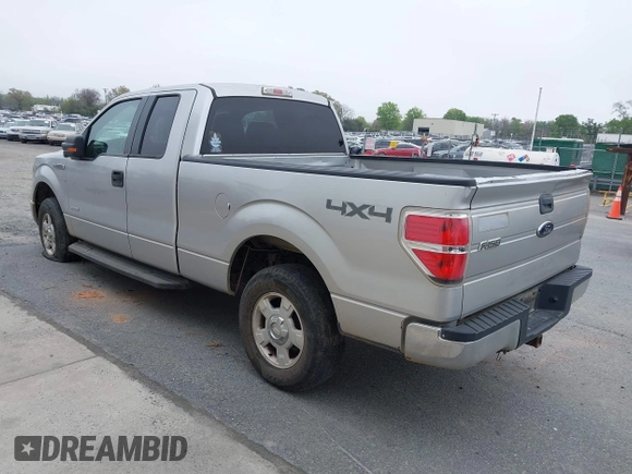 2012 Ford F-150 XL with VIN 1FTFX1ET8CFB57985, listed as a IAAI auction lot 41925009 with 265,900 mi miles. Bid and sale history available at carsss.com. Image 3.