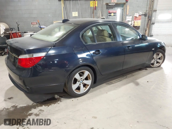 2007 BMW 5 Series 530xi with VIN WBANF73537CY16890, listed as a IAAI auction lot 41255117 with 228,877 mi miles and . Bid and sale history available at carsss.com. Image 4.