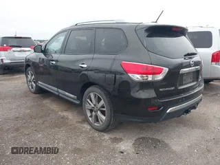 2015 Nissan Pathfinder Platinum z VIN 5N1AR2MM7FC622794, wystawiony jako IAAI lot #42421732 z przebiegiem 91 197 mil mil oraz . Historia ofert i sprzedaży dostępna na DreamBid. Obrazek 3.