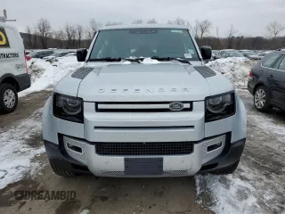 2024 Land Rover Defender S z VIN SALEJ7EU8R2315730, wystawiony jako Copart lot #42731245 z przebiegiem 249 mil mil oraz Szkoda całkowita • Salvage title. Historia ofert i sprzedaży dostępna na DreamBid. Obrazek 5.