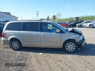 2013 Chrysler Town & Country Touring with VIN 2C4RC1BG7DR621665, listed as a IAAI auction lot 42133109 with 135,898 mi miles and . Bid and sale history available at DreamBid. Image 13.