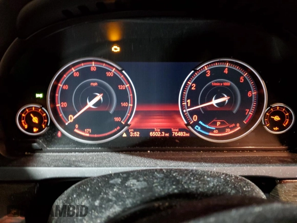 2015 BMW 7 Series 740Li xDrive with VIN WBAYF4C55FG291706, listed as a Copart auction lot 41992355 with 76,483 mi miles and Salvage Title. Bid and sale history available at carsss.com. Image 9.
