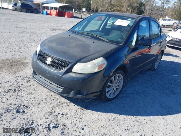 2008 Suzuki SX4 Convenience Pkg with VIN JS2YC415785101570, listed as a IAAI auction lot 41267109 with 214,841 mi miles. Bid and sale history available at carsss.com. Image 2.