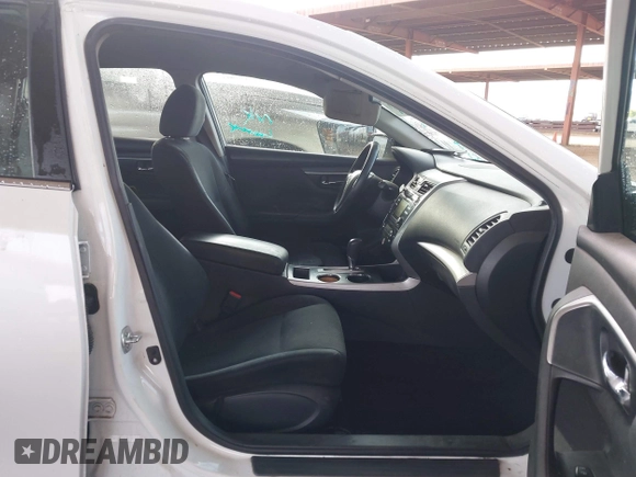 2015 Nissan Altima 2.5 S with VIN 1N4AL3APXFN333090, listed as a IAAI auction lot 41940837 with 173,319 mi miles. Bid and sale history available at carsss.com. Image 5.