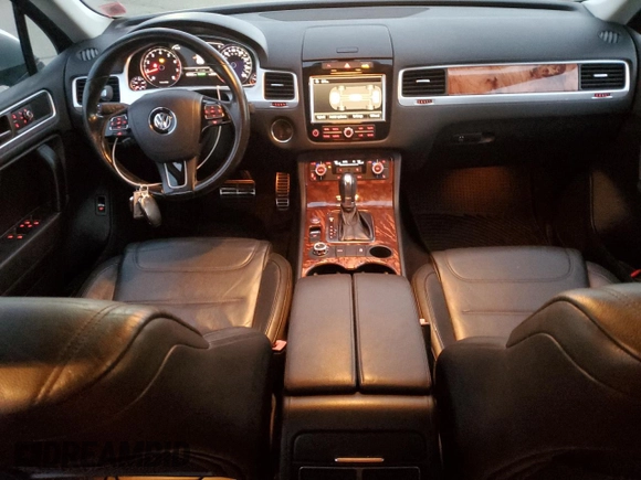 2012 Volkswagen Touareg with VIN WVGFG9BPXCD004442, listed as a Copart auction lot 41466935 with 98,956 mi miles and Clean title. Bid and sale history available at DreamBid. Image 8.