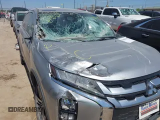 2021 Mitsubishi Outlander SE z VIN JA4APVAU3MU018743, wystawiony jako IAAI lot #42002286 z przebiegiem 97 069 mil mil oraz . Historia ofert i sprzedaży dostępna na DreamBid. Obrazek 6.
