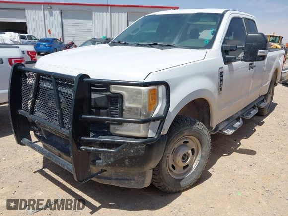 2017 Ford F-250 XLT with VIN 1FT7X2B61HEF18219, listed as a IAAI auction lot 42256823 with 174,381 mi miles and . Bid and sale history available at DreamBid. Image 2.
