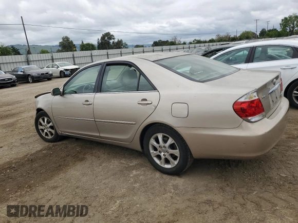 2005 Toyota Camry LE with VIN 4T1BF30K65U082774, listed as a Copart auction lot 52586035 with 119,968 mi miles and Clean Title. Bid and sale history available at DreamBid. Image 2.