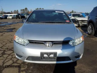 2006 Honda Civic Cpe DX with VIN 2HGFG12276H511530, listed as a Copart auction lot 42309975 with 173,540 mi miles and Salvage Title. Bid and sale history available at carsss.com. Image 5.