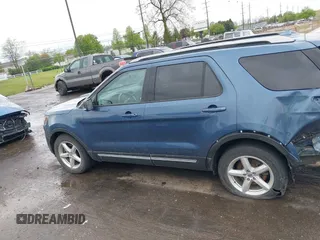 2018 Ford Explorer XLT z VIN 1FM5K7D82JGC48134, wystawiony jako IAAI lot #42202052 z przebiegiem 195 533 mil mil oraz . Historia ofert i sprzedaży dostępna na DreamBid. Obrazek 14.