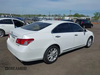 2012 Lexus ES with VIN JTHBK1EG6C2503408, listed as a IAAI auction lot 42139319 with 221,281 mi miles. Bid and sale history available at carsss.com. Image 4.