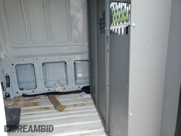 2023 Ford Transit Cargo с VIN 1FTBW9C89PKB88609, выставлен на аукционе Copart как лот 54909845 с пробегом 25 083 миль миль и Списание • Salvage title. История ставок и продаж доступна на DreamBid. Изображение 11.