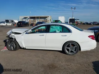 2018 Mercedes-Benz E-Class E 300 with VIN WDDZF4KB6JA377560, listed as a IAAI auction lot 41730305 with 36,477 mi miles. Bid and sale history available at carsss.com. Image 13.