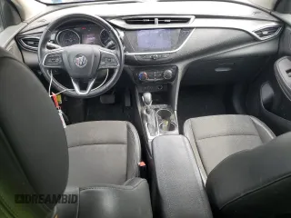 2020 Buick Encore GX Preferred z VIN KL4MMCSL6LB127482, wystawiony jako Copart lot #50872545 z przebiegiem 83 621 mil mil oraz Szkoda całkowita • Salvage title. Historia ofert i sprzedaży dostępna na DreamBid. Obrazek 8.