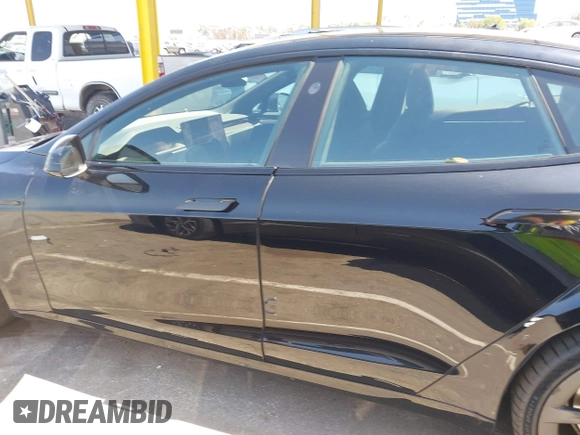 2021 Tesla Model S Long Range z VIN 5YJSA1E54MF429360, wystawiony jako IAAI lot #42662440 z przebiegiem 36 395 mil mil oraz . Historia ofert i sprzedaży dostępna na DreamBid. Obrazek 14.