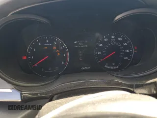 2015 Kia K900 Premium z VIN KNALU4D48F6025639, wystawiony jako Copart lot #60938575 z przebiegiem 136 772 mil mil oraz Szkoda całkowita • Salvage title. Historia ofert i sprzedaży dostępna na DreamBid. Obrazek 9.