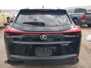 2019 Lexus UX 200 z VIN JTHY3JBH4K2006358, wystawiony jako IAAI lot #41541846 z przebiegiem 120 809 mil mil oraz . Historia ofert i sprzedaży dostępna na DreamBid. Obrazek 17.