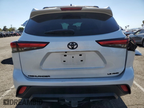 2022 Toyota Highlander LE with VIN 5TDBZRBHXNS204542, listed as a Copart auction lot 56551225 with 71,135 mi miles and Salvage title. Bid and sale history available at DreamBid. Image 6.