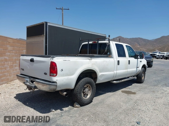 2004 Ford F-350 XL with VIN 1FTSW31P84ED21703, listed as a IAAI auction lot 42644063 with 297,096 mi miles and . Bid and sale history available at DreamBid. Image 4.