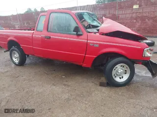 1997 Ford Ranger XL with VIN 1FTCR14A8VPA82103, listed as a IAAI auction lot 40809996 with 1 mi miles. Bid and sale history available at carsss.com. Image 1.