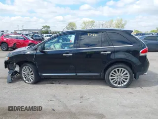 2013 Lincoln MKX with VIN 2LMDJ6JK9DBL37711, listed as a IAAI auction lot 42193737 with 188,360 mi miles. Bid and sale history available at carsss.com. Image 14.