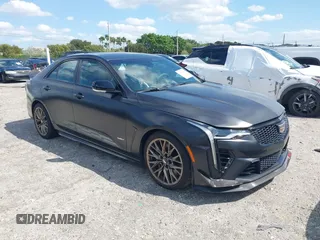 2023 Cadillac CT4-V Blackwing z VIN 1G6DL5RP1P0516032, wystawiony jako IAAI lot #41988165 z przebiegiem 8184 mil mil oraz . Historia ofert i sprzedaży dostępna na DreamBid. Obrazek 1.