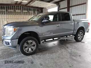2018 Nissan Titan SV with VIN 1N6AA1E66JN537235, listed as a Copart auction lot 43051035 with 103,617 mi miles and Clean Title. Bid and sale history available at carsss.com. Image 1.