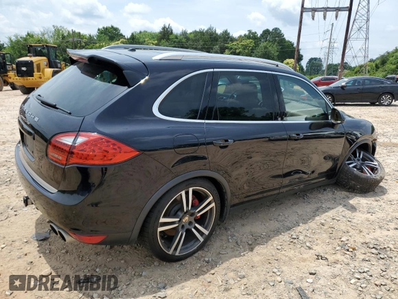 2012 Porsche Cayenne Turbo с VIN WP1AC2A25CLA83496, выставлен на аукционе Copart как лот 60897805 с пробегом 234 808 миль миль и Списание • Salvage title. История ставок и продаж доступна на DreamBid. Изображение 3.