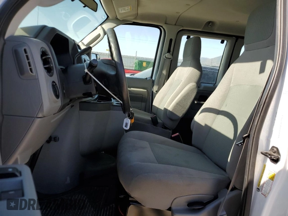 2014 Ford Econoline Passenger XL with VIN 1FBSS3BL1EDA66685, listed as a Copart auction lot 57953475 with 97,203 mi miles and Salvage title. Bid and sale history available at DreamBid. Image 7.