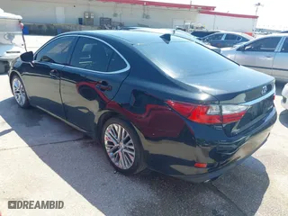 2016 Lexus ES 350 with VIN 58ABK1GG7GU019034, listed as a IAAI auction lot 41981877 with 1 mi miles. Bid and sale history available at carsss.com. Image 3.