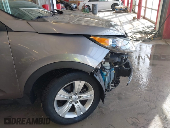 2012 Kia Sportage LX with VIN KNDPB3A23C7317650, listed as a IAAI auction lot 41631193 with 96,433 mi miles. Bid and sale history available at carsss.com. Image 19.