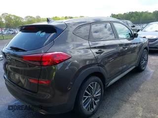 2020 Hyundai Tucson Ultimate z VIN KM8J33AL4LU150823, wystawiony jako IAAI lot #41984324 z przebiegiem 79 316 mil mil oraz . Historia ofert i sprzedaży dostępna na DreamBid. Obrazek 4.