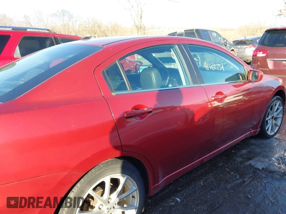 2011 Mitsubishi Galant ES with VIN 4A32B3FF6BE030395, listed as a IAAI auction lot 41362734 with 181,802 mi miles. Bid and sale history available at carsss.com. Image 13.