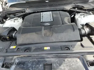 2017 Land Rover Range Rover Sport SE with VIN SALWG2FV1HA128282, listed as a Copart auction lot 70083985 with 90,067 mi miles and Salvage title. Bid and sale history available at DreamBid. Image 16.