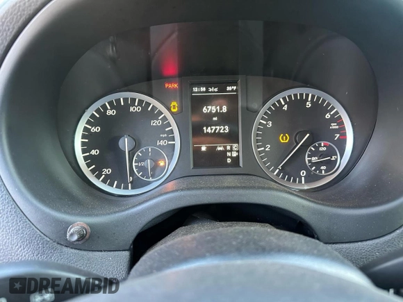 2019 Mercedes-Benz Metris Passenger with VIN WD4PG2EE9K3585436, listed as a Copart auction lot 48856045 with 147,723 mi miles and Clean title. Bid and sale history available at DreamBid. Image 5.